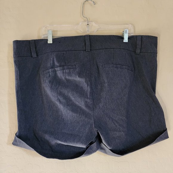 Torrid Women's Gray Stretch Dress Shorts with Cuffed Legs Pockets Size 20 - Picture 7 of 9